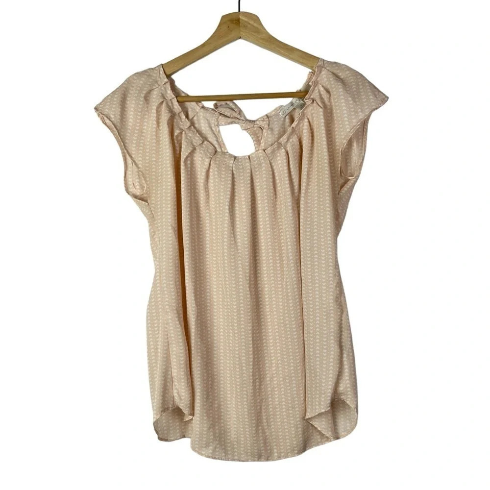 LC Lauren Conrad Blush Pink Arrow Short Sleeve S